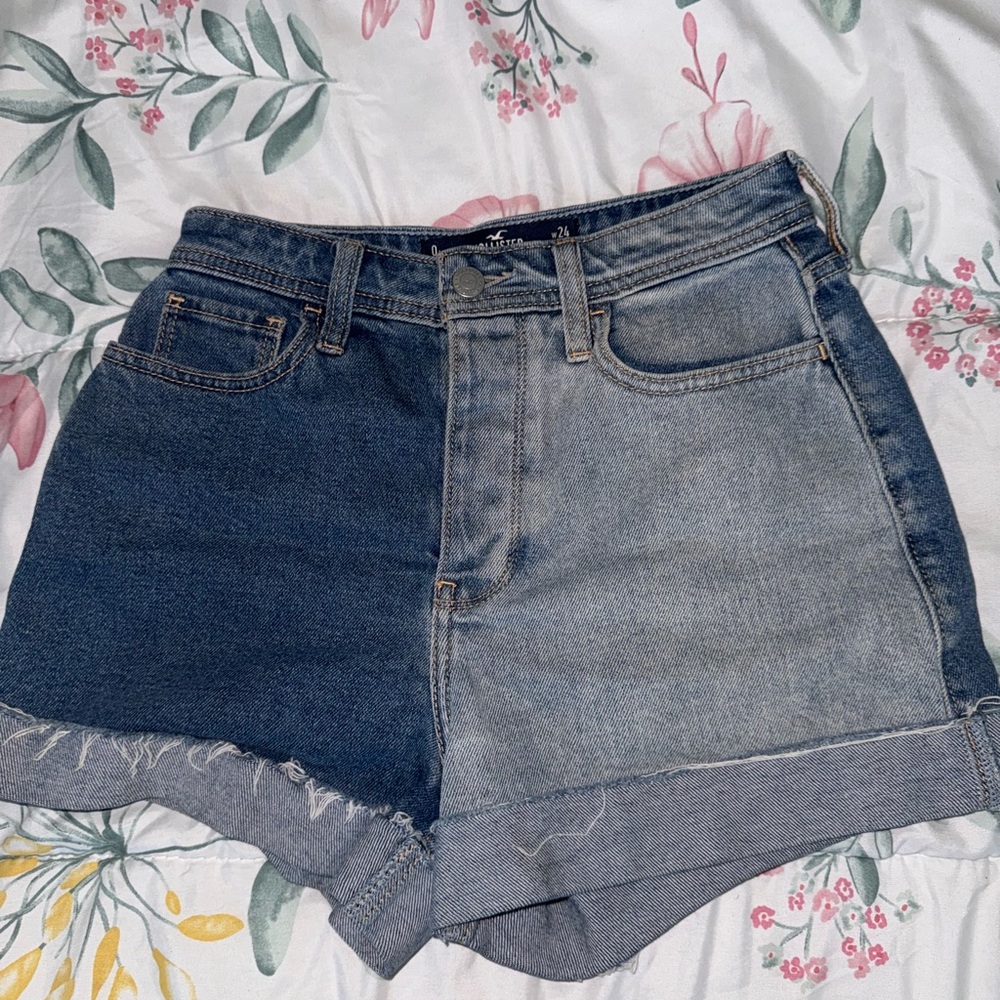 Hollister ultra high rise mom shorts